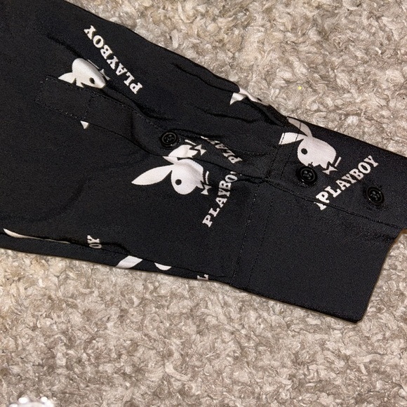 NWT Playboy Women's Cropped Button Down Shirt - Picture 7 of 8